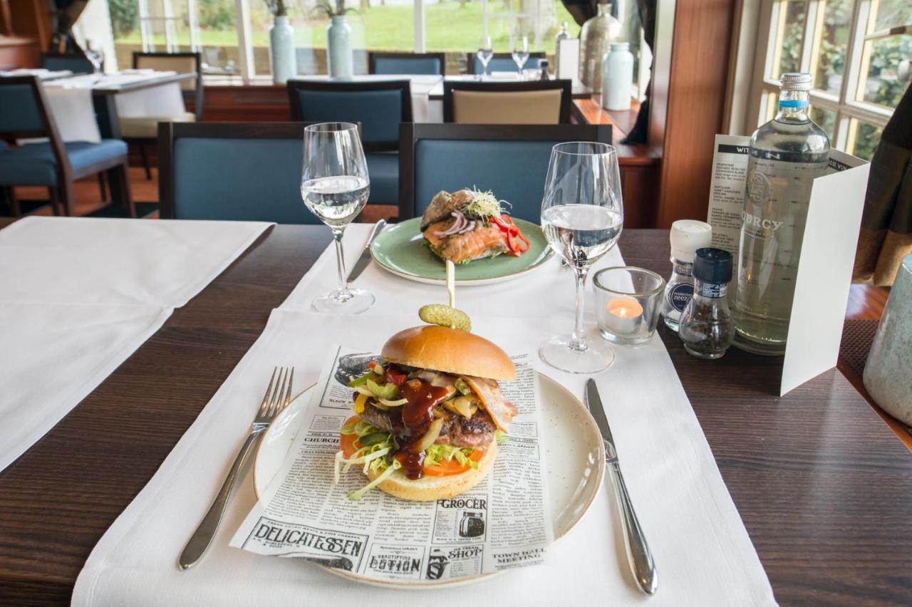 Hotel Restaurant De Loenermark Loenen Экстерьер фото